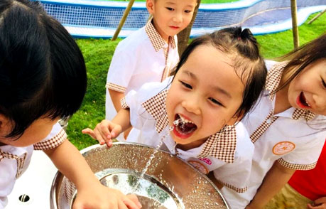 挑选一款高品质的幼儿园直饮水机很有必要